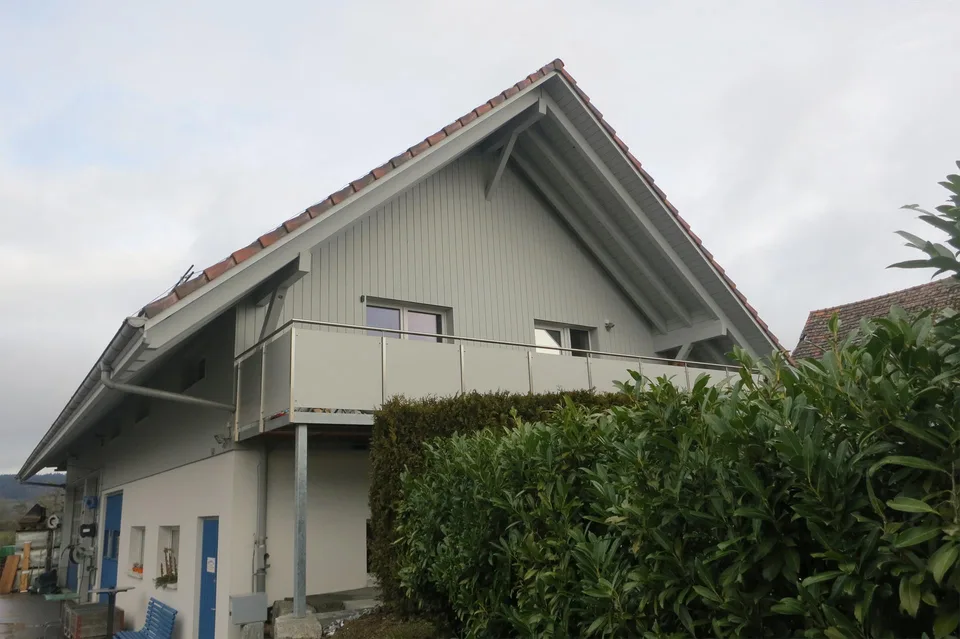 Wunderschöne Dachwohnung mit offener Galerie