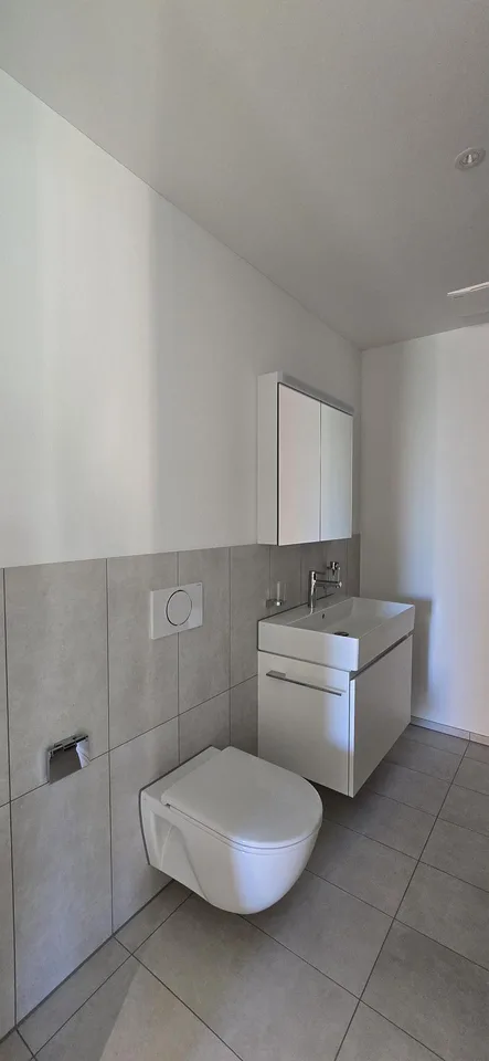 Erstbezug, moderne 3.5 Zimmer Wohnung