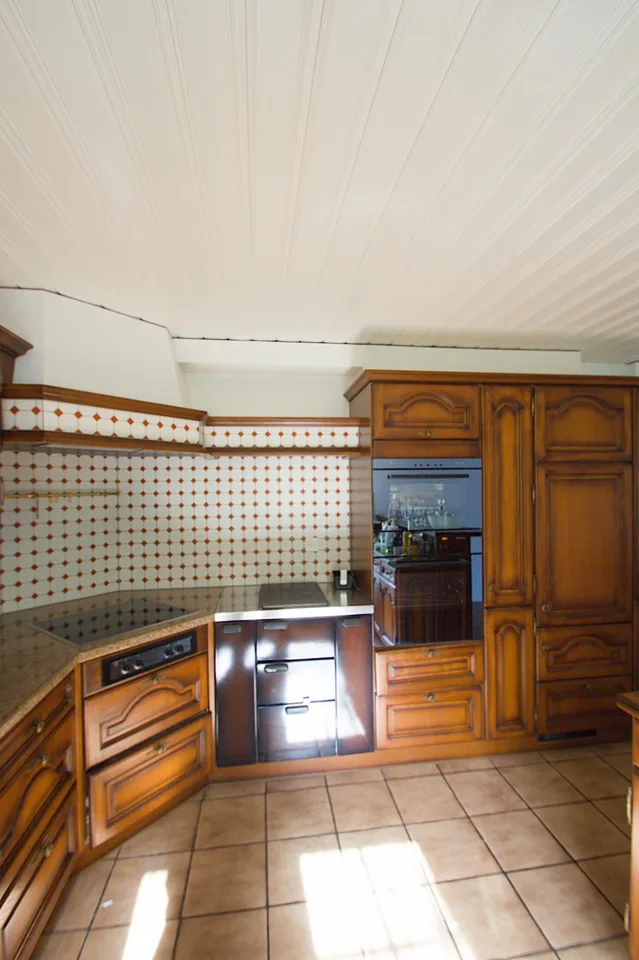Grosszügige 3.5 Zimmerwohnung mit See-, Bergsicht + naturnah – Foto 11 von 23