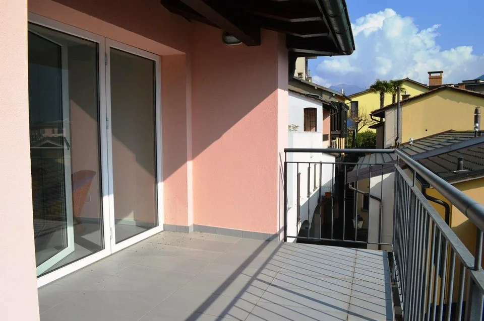 Vollständig renoviertes Wohnhaus mit Terrasse – Foto 2 von 13
