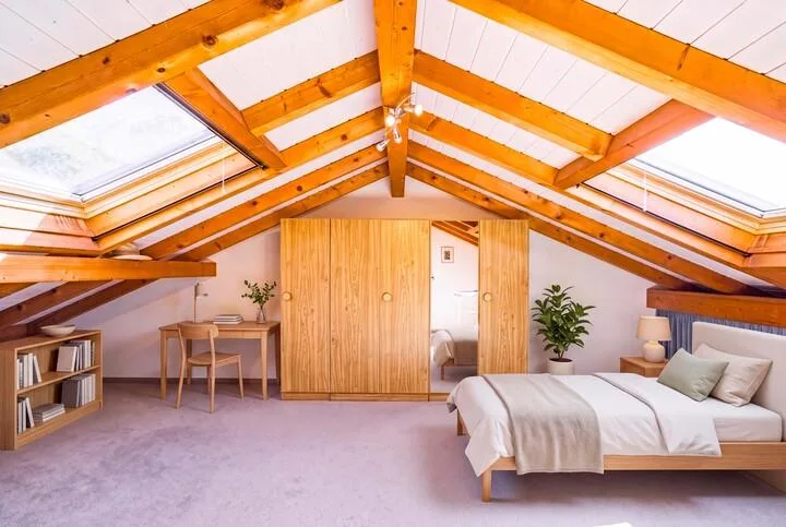 SOPRA I TETTI DI GRENCHEN - APPARTAMENTO DUPLEX SUL TETTO CON VISTA SULLA CITTÀ – foto 4 di 8