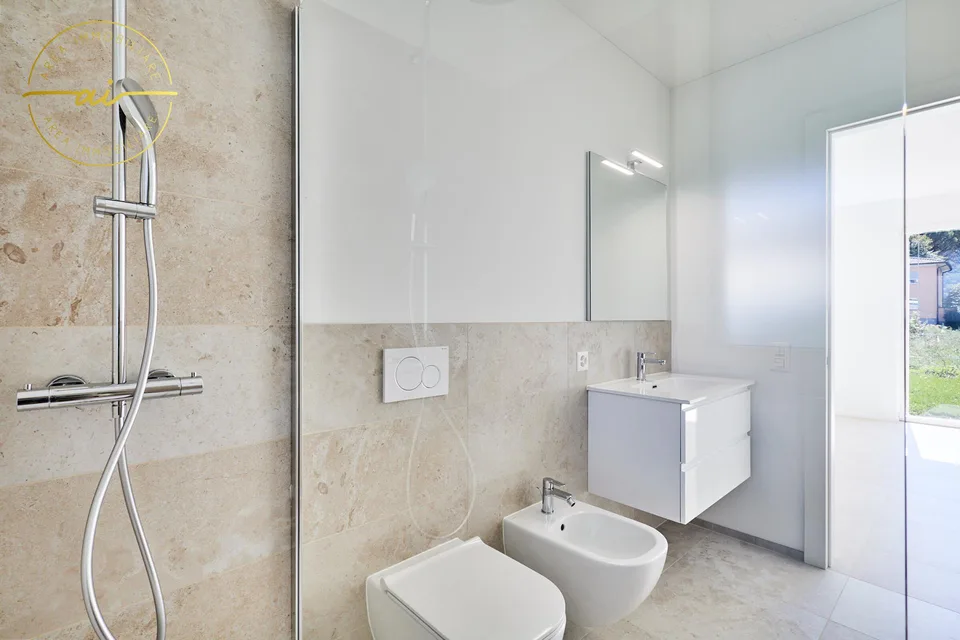 ELEGANTE 2.5 LOCALI DI NUOVA COSTRUZIONE CON GIARDINO – photo 9 sur 11