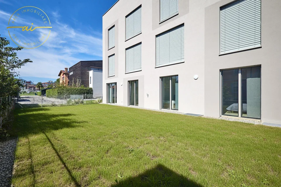 SPAZIOSO 4.5 LOCALI CON GIARDINO IN ELEGANTE RESIDENZA – foto 7 di 13