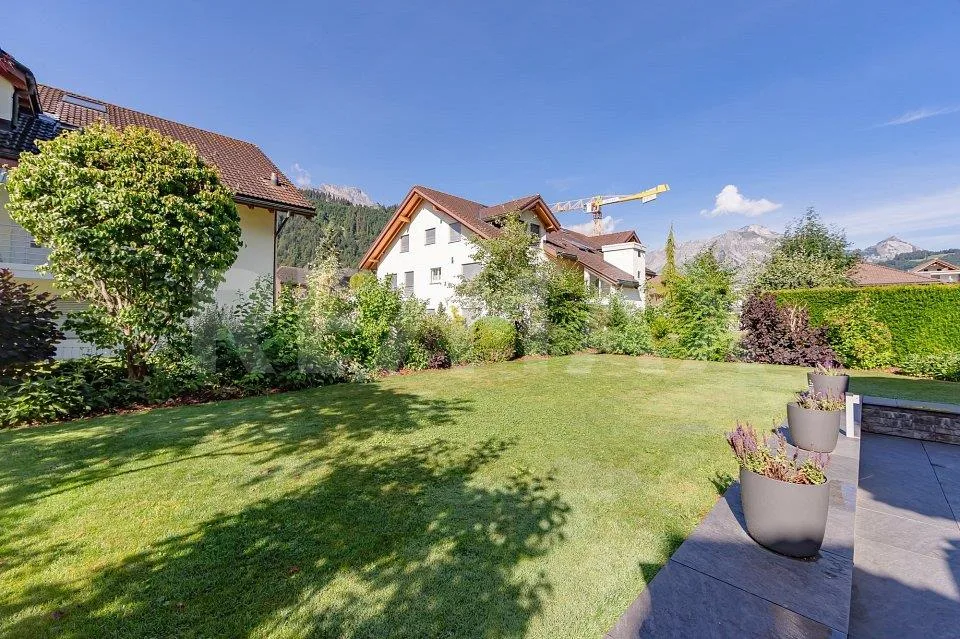 Erstklassiges Doppel-Einfamilienhaus an attraktiver Lage in Engelberg – photo 4 sur 13