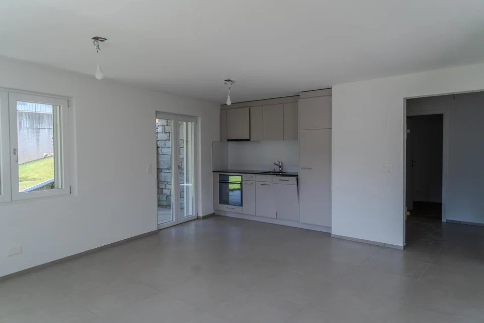 Moderne 2.5-Zimmer-Wohnung mit Sitzplatz und Panoramaaussicht