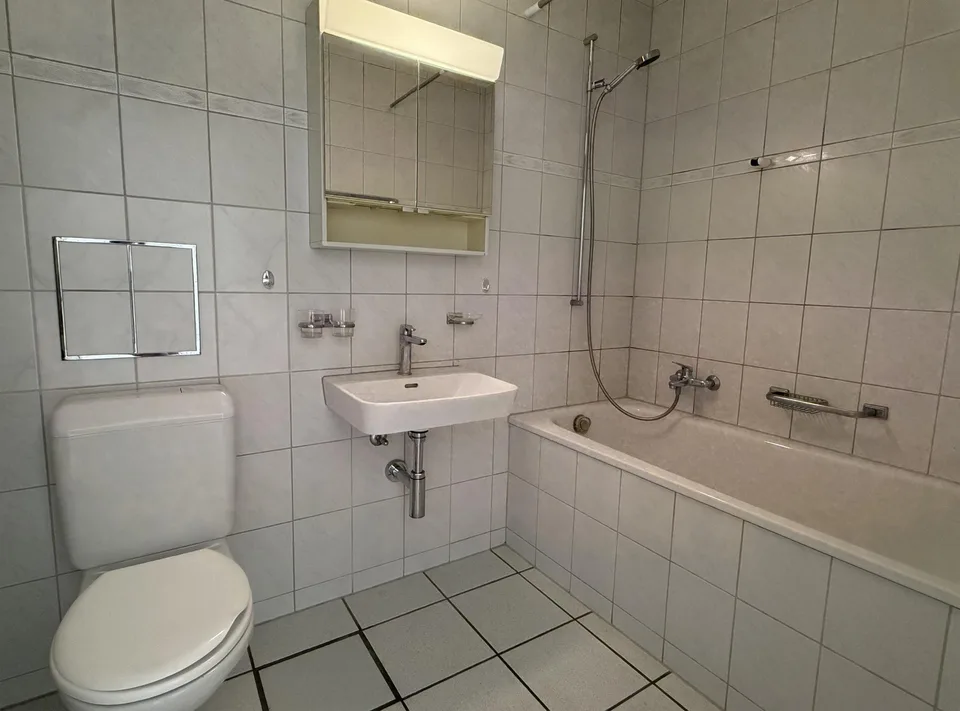 Helle 2,5-Zimmerwohnung mit Balkon in Zwingen