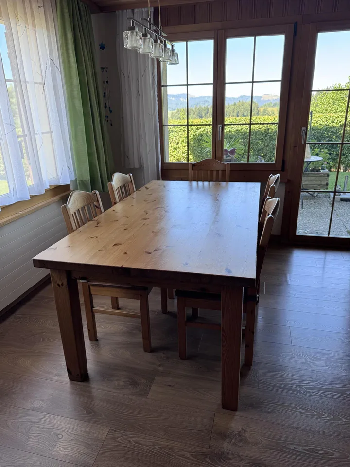 ruhige 3 ZI-Parterre-Wohnung mit Gartensitzplatz