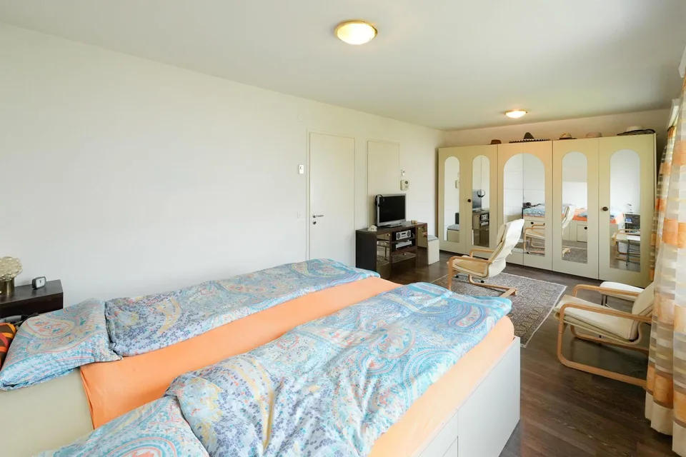 Ruhig gelegenes und gepflegtes 5 ½ Zi. Einfamilienhaus, mit Pool – Foto 10 von 13