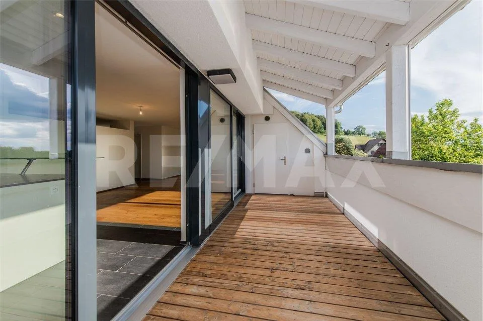 HOCHWERTIGE 4½-ZIMMER-MINERGIE-WOHNUNG MIT SICHT – Foto 6 von 12