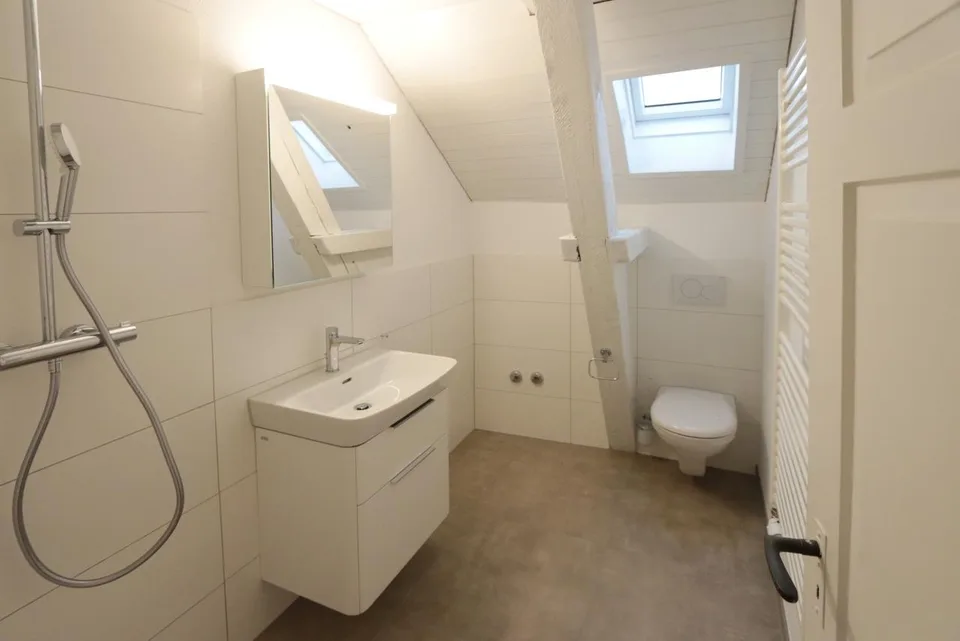Helle 3.5-Zimmer-Dachwohnung – foto 5 di 6
