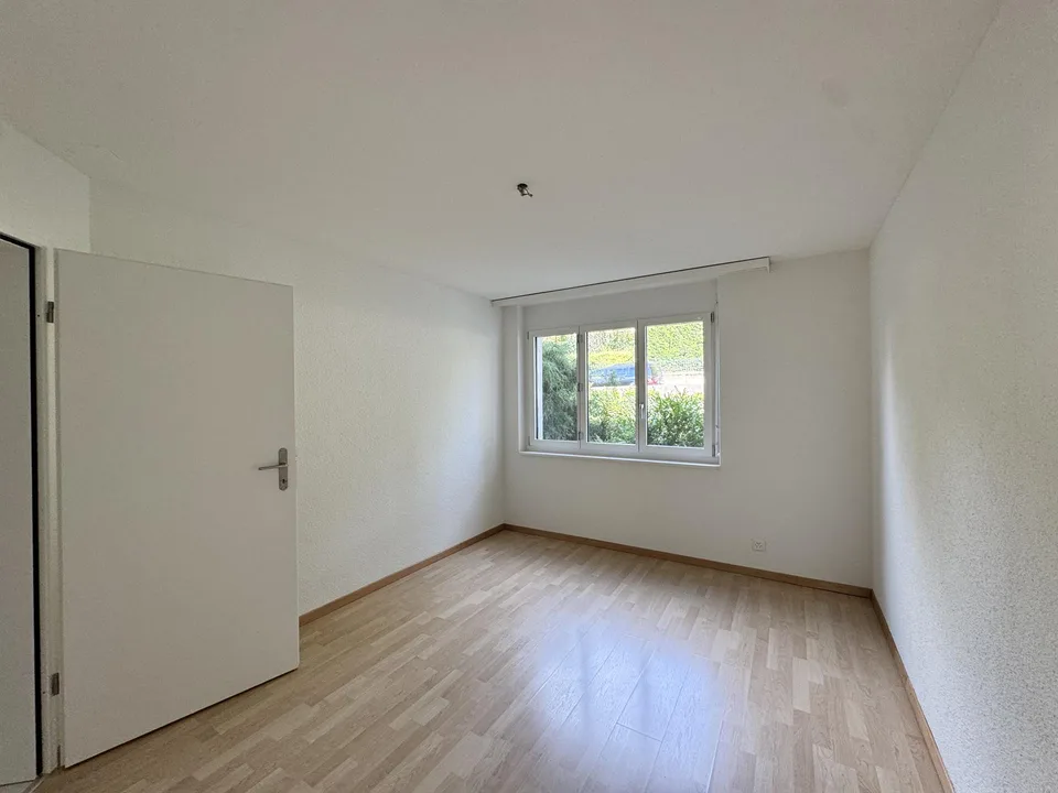Grosszügige 4½-Zimmer-Wohnung mit Blick ins Grüne