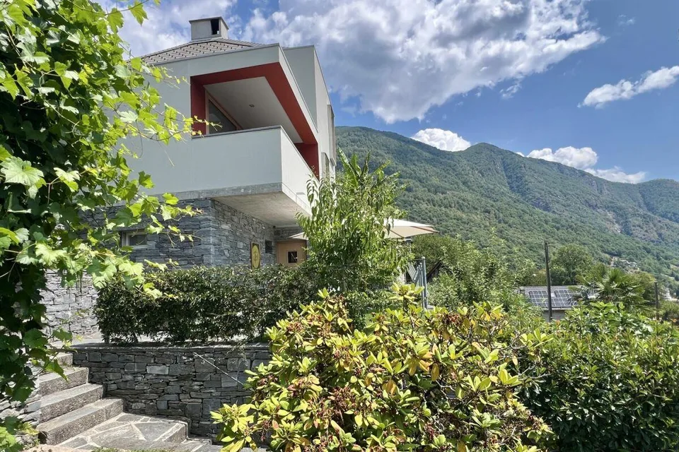 3.5 Zimmer Einfamilienhaus in Auressio – Foto 2 von 30