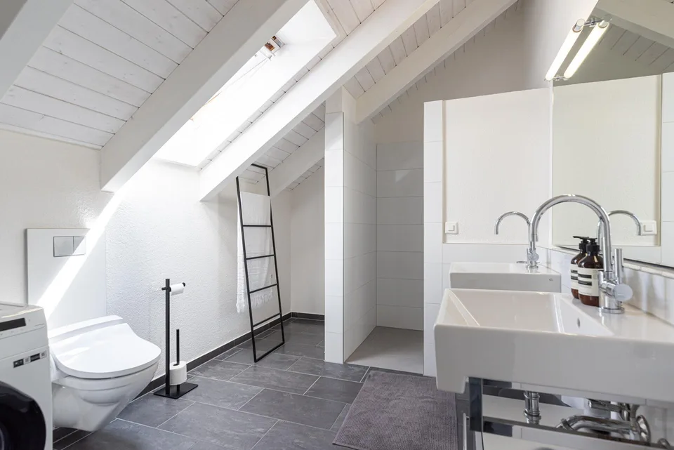 Un foyer où se sentir bien Appartement-maisonnette de 6,5 pièces – photo 10 sur 13