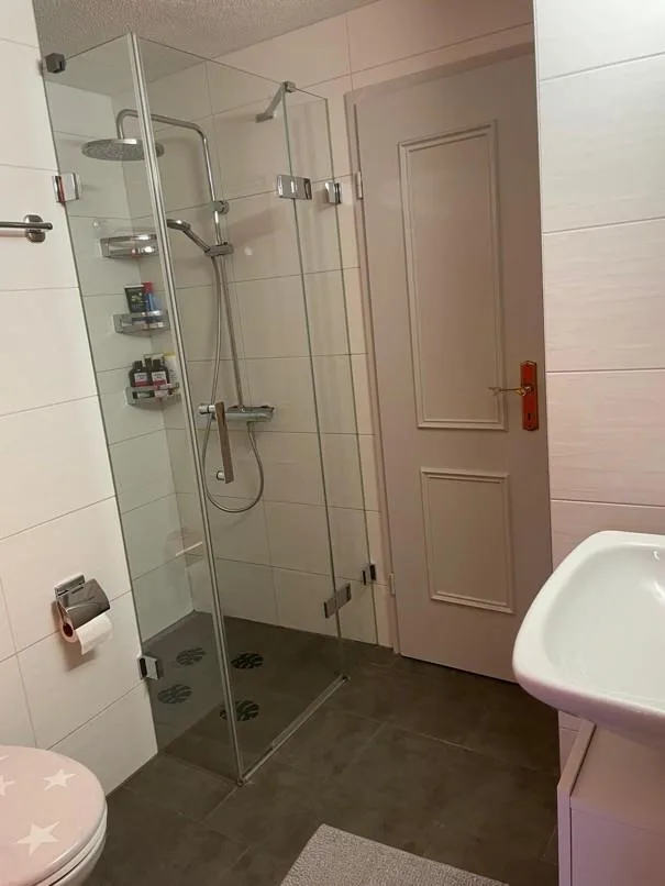 Helle 4.5 Zimmer Gartenwohnung – photo 13 of 20
