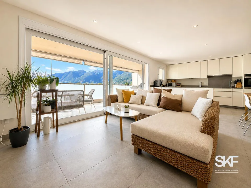 CONTONE - MODERNES APPARTMENT MIT GROßER TERRASSE – Foto 3 von 10