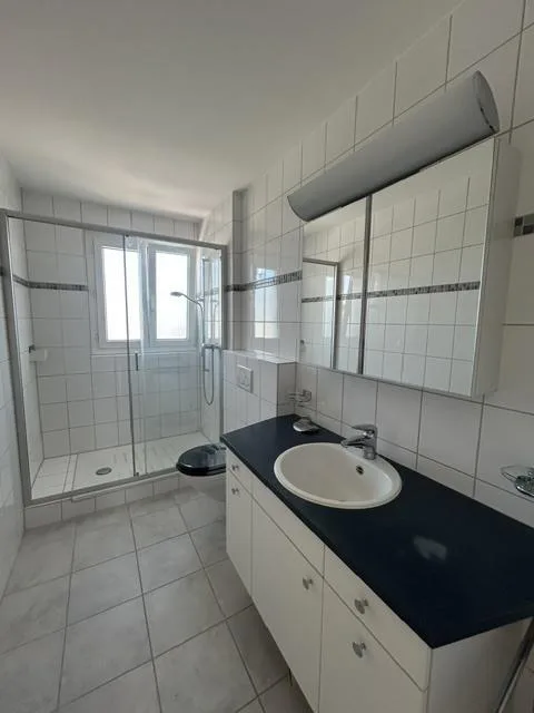 Helle Wohnung mit Balkon