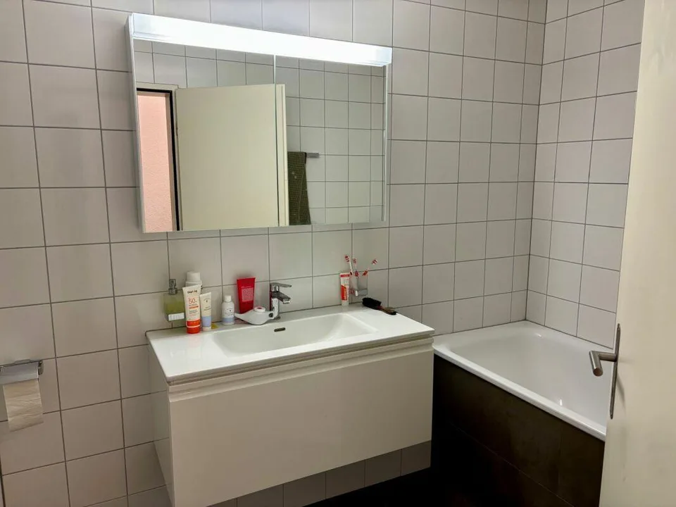 Grand appartement 4.5 pièces (112m²) avec place assise