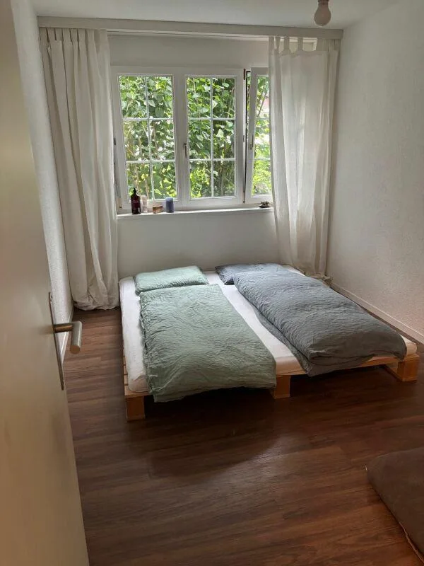 Grand appartement 4.5 pièces (112m²) avec place assise