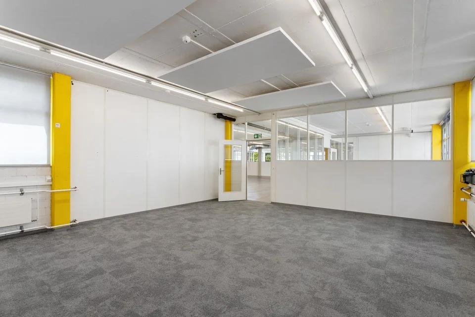 Vielseitige Gewerbe- und Büroflächen mit über 1'150 m² Nutzfläche – photo 15 sur 17