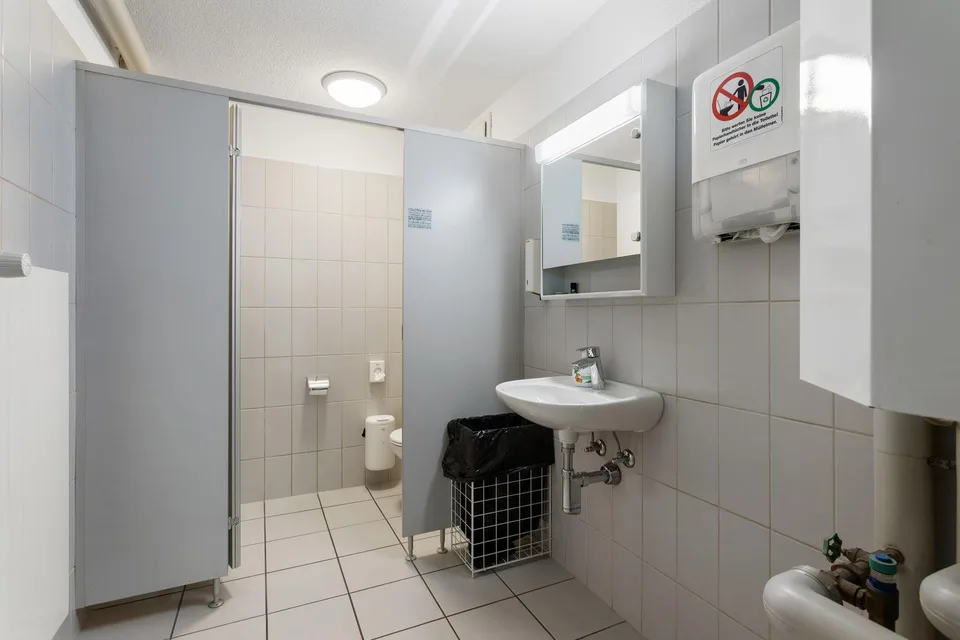 Vielseitige Gewerbe- und Büroflächen mit über 1'150 m² Nutzfläche – photo 6 sur 17
