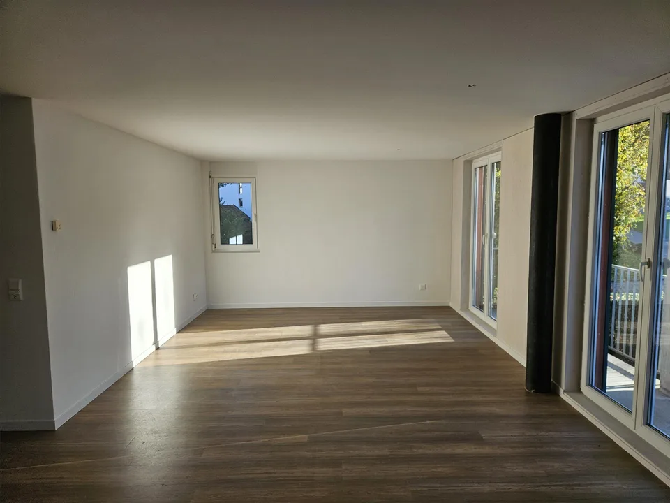 Helle Wohnung in einer familienfreundlichen Überbauung