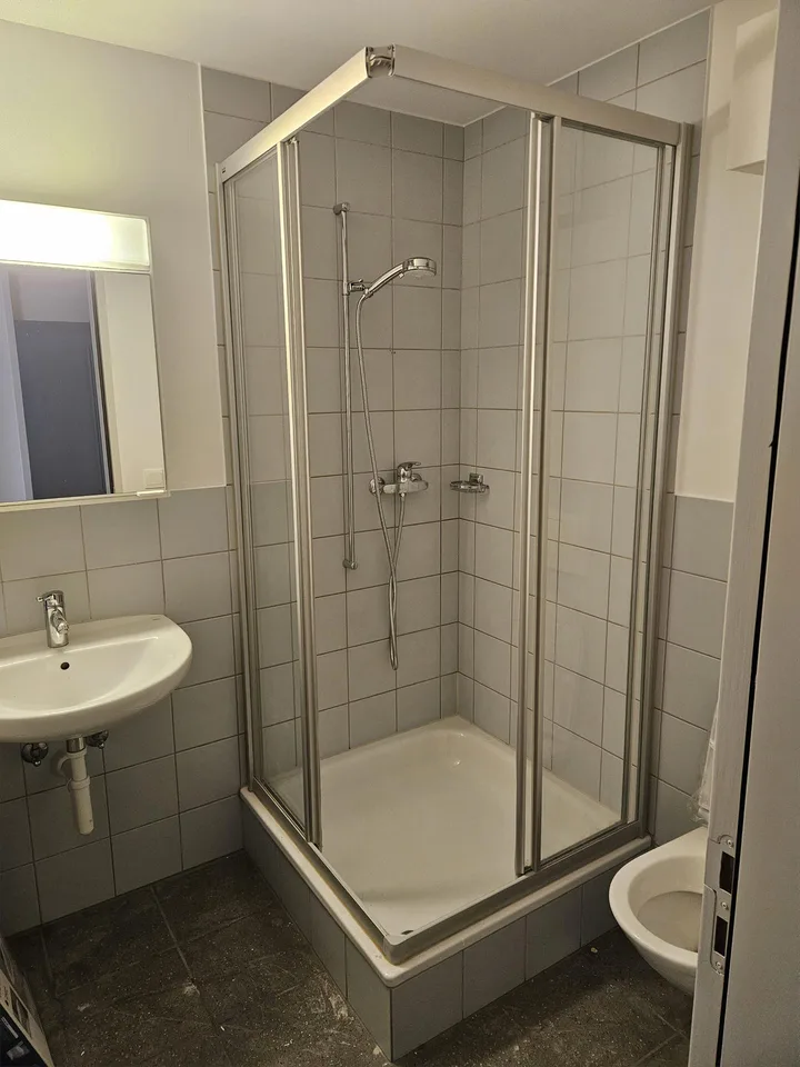 Helle Wohnung in einer familienfreundlichen Überbauung