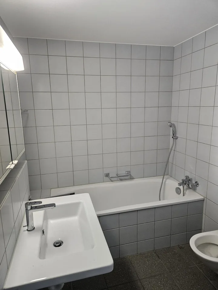 Helle Wohnung in einer familienfreundlichen Überbauung
