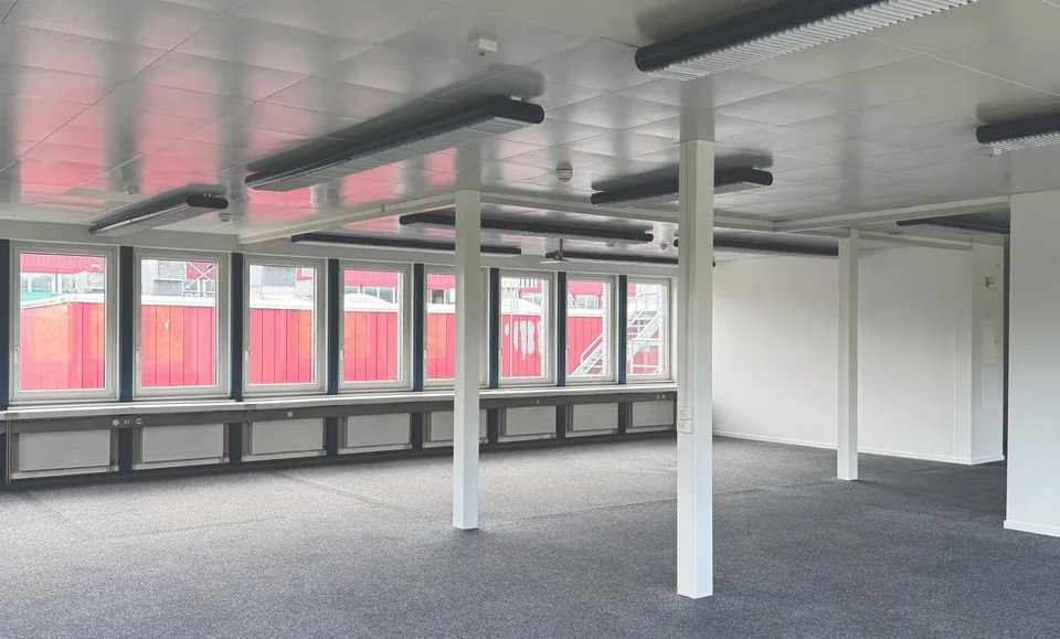 Preiswerte Bürofläche mit 318 m² – ideal für KMU oder Kombination m... – Foto 9 von 15