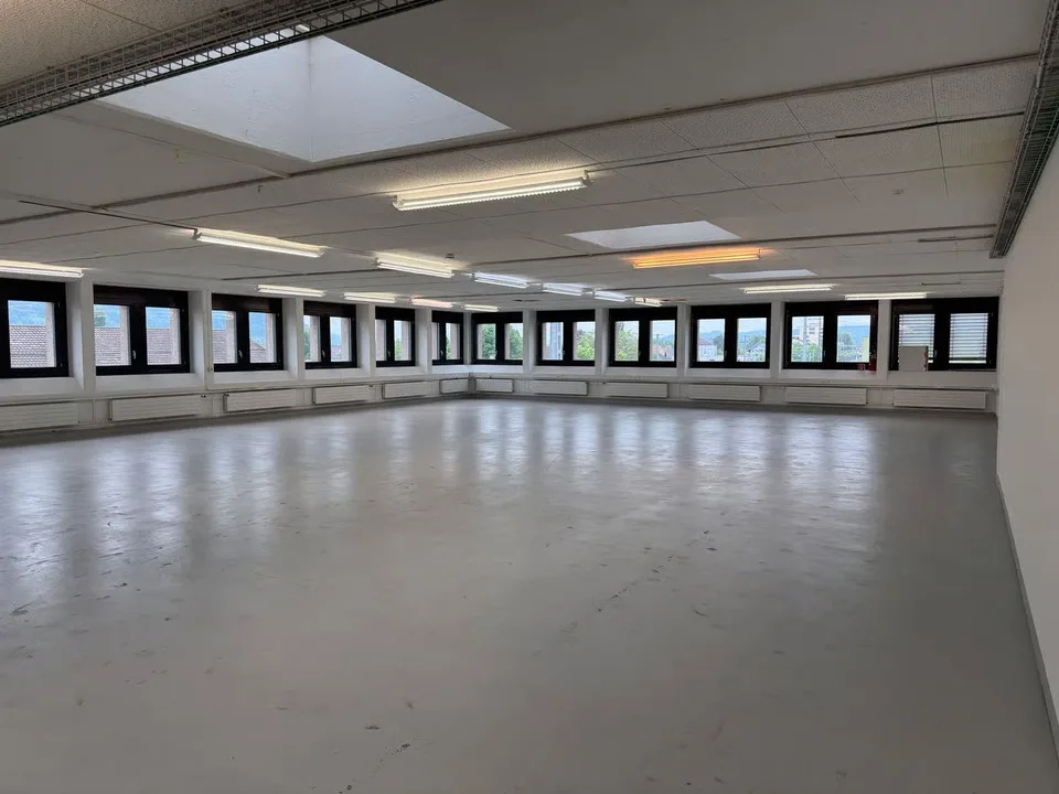 580m² offene Bürofläche mit vielen Möglichkeiten – Foto 3 von 15