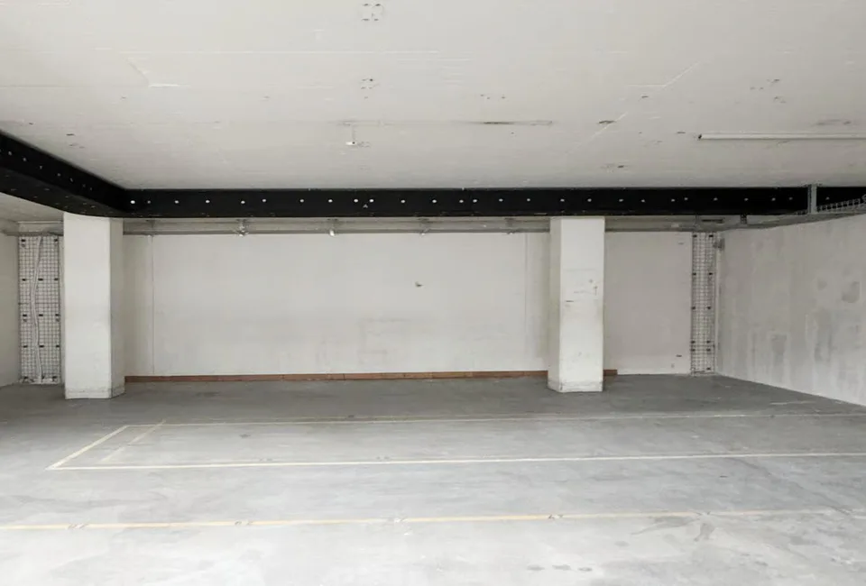 108m² - Vielseitige Gewerberäume an zentraler Lage in Unterseen – photo 2 sur 5