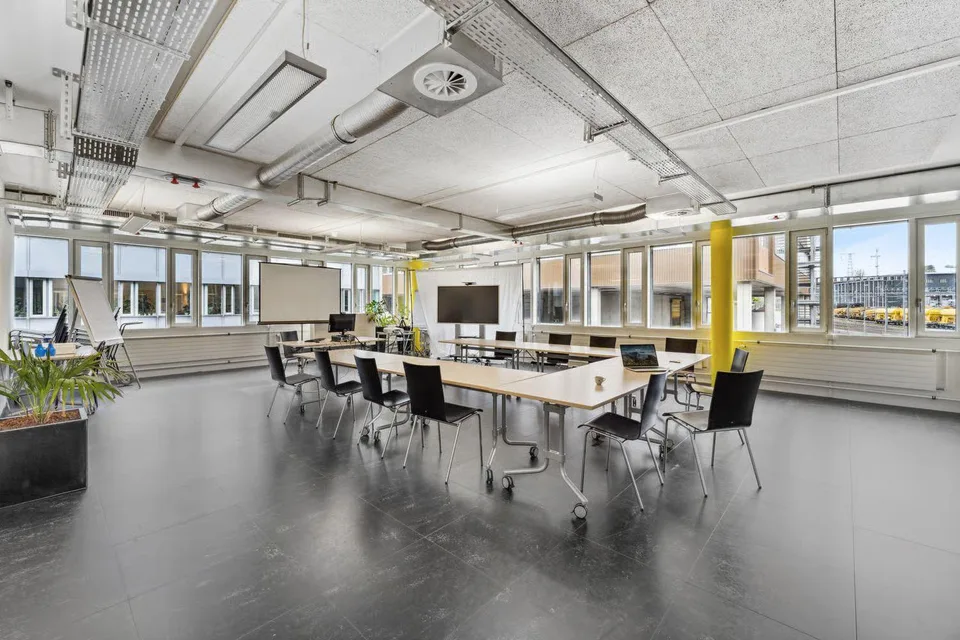 266m² - Moderne Büroräume mitten in Zollikofen – Foto 8 von 14