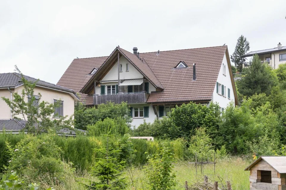 Helle und ruhige 4-Zimmer-Wohnung – photo 13 of 13