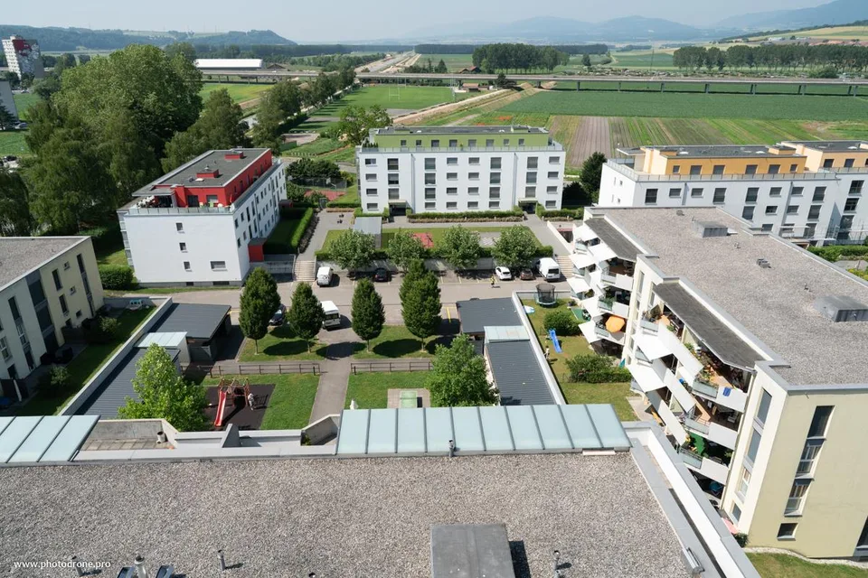 Helles Apartment in einer ruhigen Nachbarschaft
