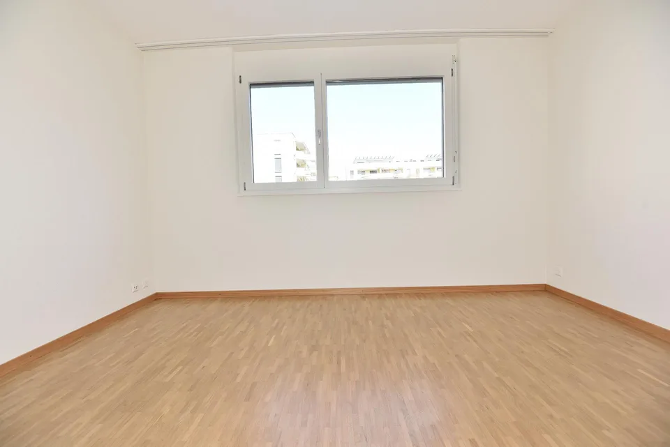 Helles Apartment in einer ruhigen Nachbarschaft