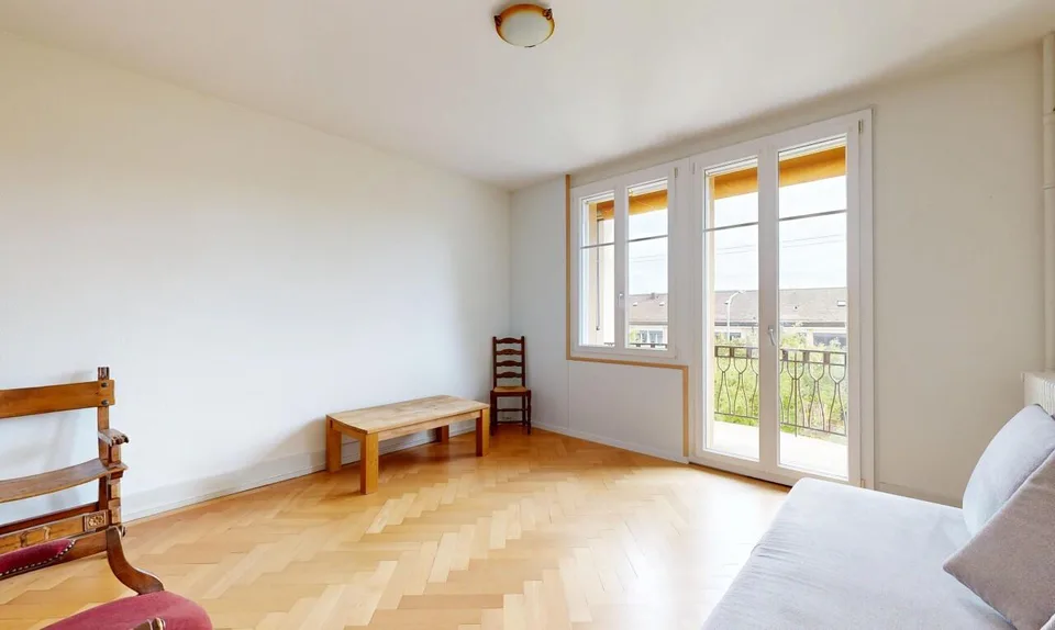 Spacious 2.5-room apartment with large garage – photo 7 of 20