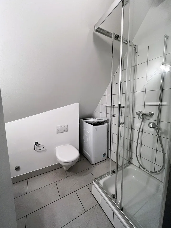 Charmante 3.5 Dachwohnung im Herzen von Chur – Foto 5 von 5