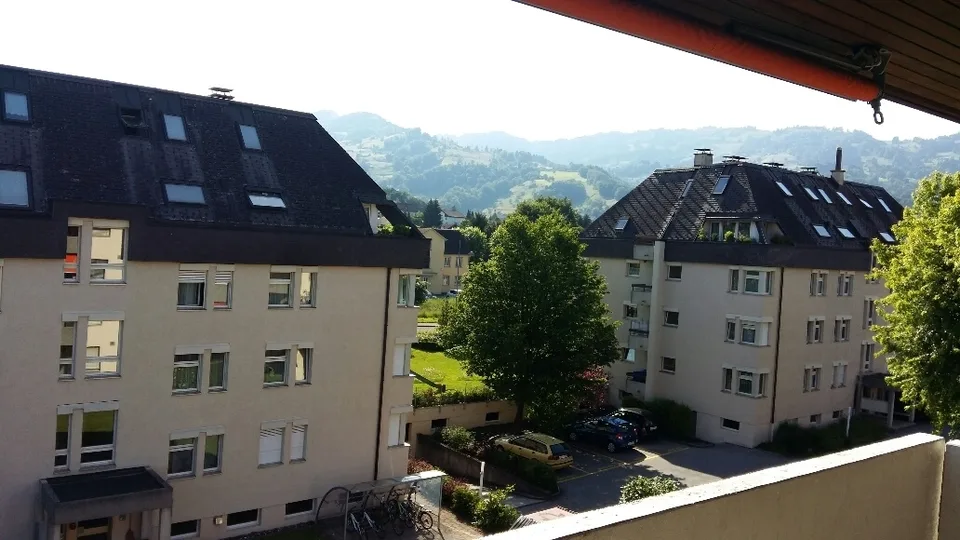 Lichtdurchflutete, heimelige 4 1/2 Zimmer-Wohnung – foto 13 di 13