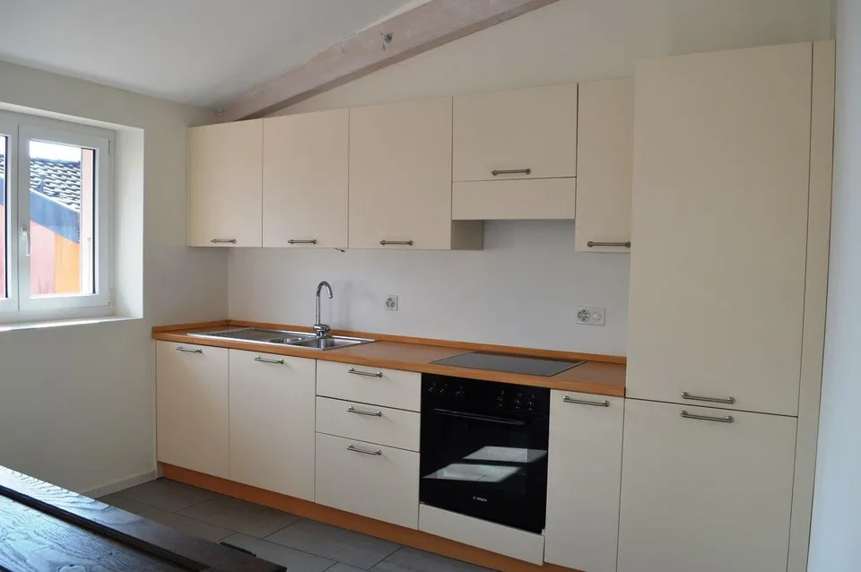 CASA DI NUCLEO COMPLETAMENTE RISTRUTTURATA CON TERRAZZA – foto 4 di 13