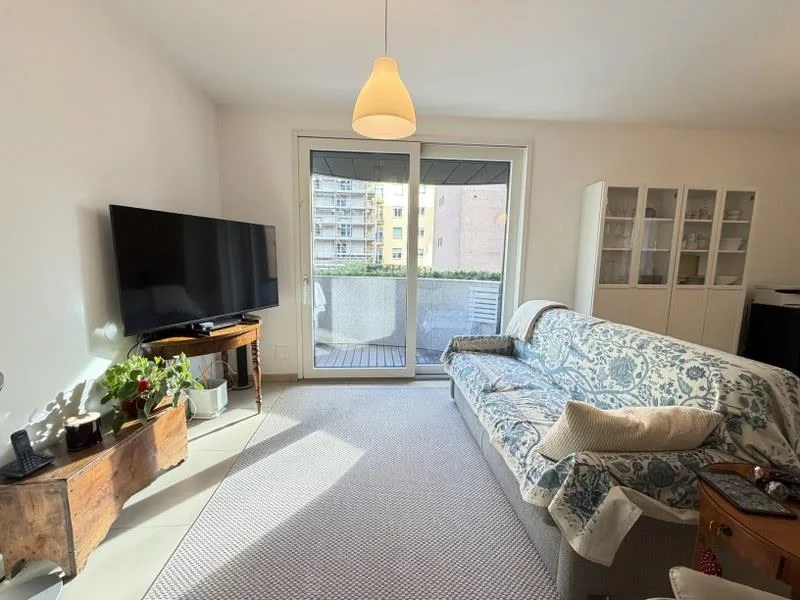 ELEGANTE APPARTAMENTO DI 2.5 LOCALI NEL CUORE DI LUGANO – foto 4 di 8