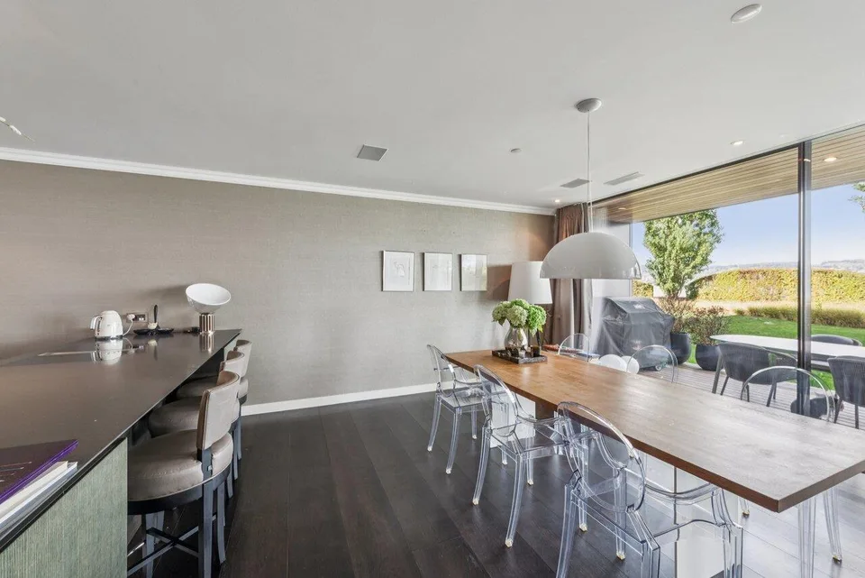Seezugang, Luxus und Wellness in einer Immobilienperle vereint – photo 2 sur 3