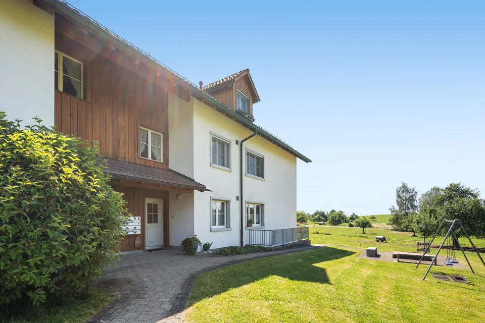 SONNIGE 4.5-ZIMMER-WOHNUNG MIT WEITBLICK INS GRÜNE – Foto 16 von 25
