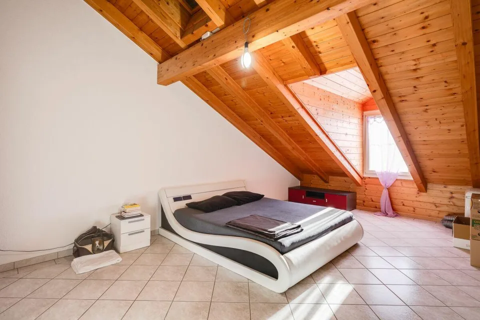 5.5-Zimmer-Wohnung in charmanten Mehrfamilienhaus direkt am Lyssbach – Foto 9 von 14