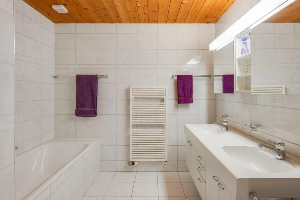 5.5-Zimmer-Wohnung in charmanten Mehrfamilienhaus direkt am Lyssbach – Foto 13 von 14