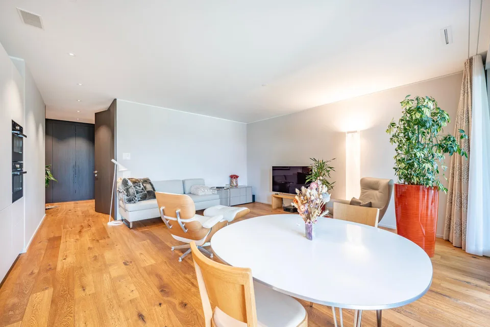 Möblierte Wohnung 2.5 Zimmer