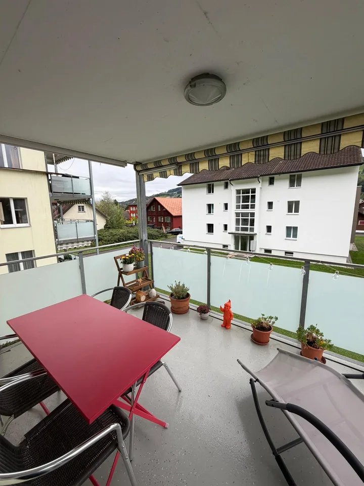 2.5-Zimmer-Wohnung an schöner Lage