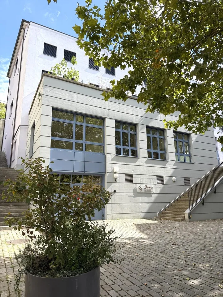 Attraktive Praxis- oder Bürofläche mit Limmatsicht – photo 9 sur 11