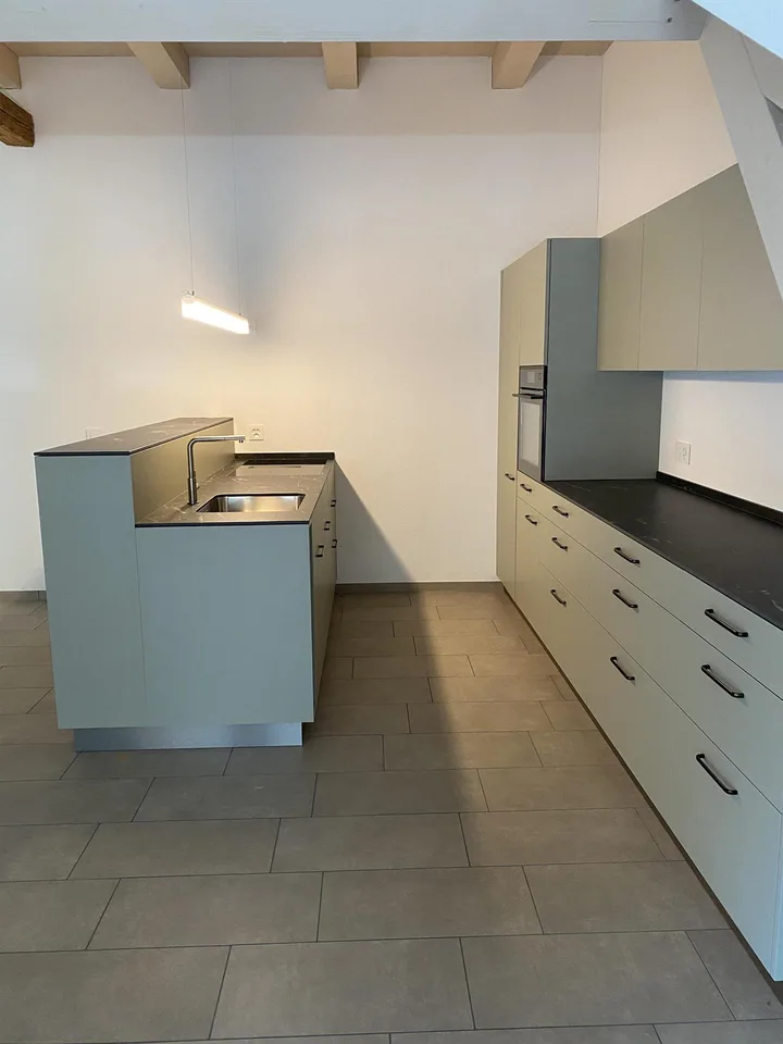 Grosse und exklusive 4 1/2-Zimmer Maisonette-Wohnung