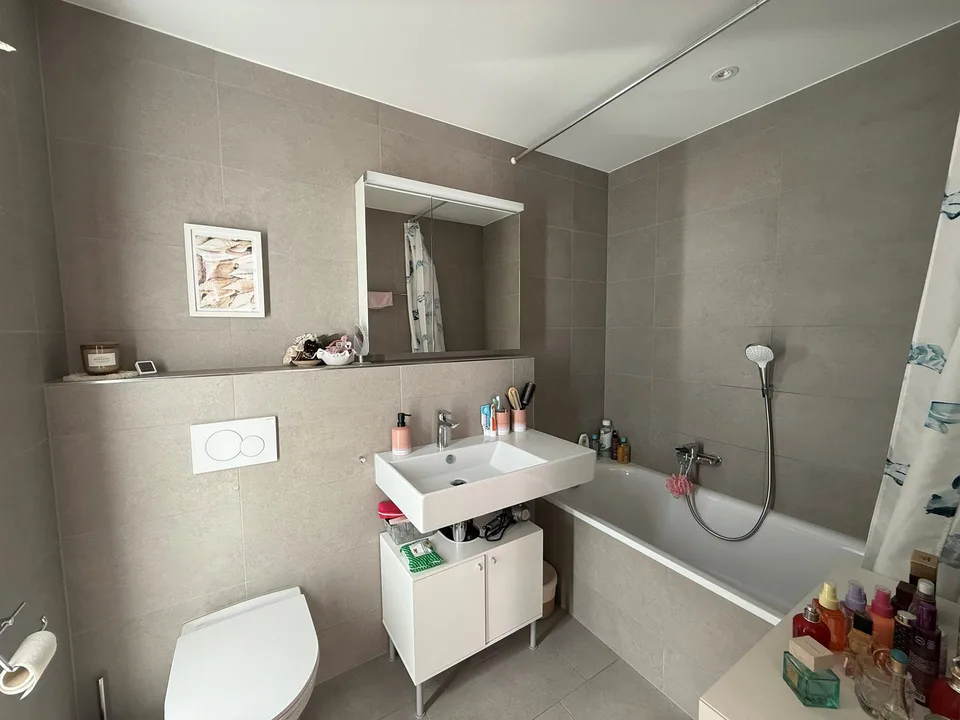 Moderne 3.5-Zimmerwohnung in der nähe des Bahnhofs