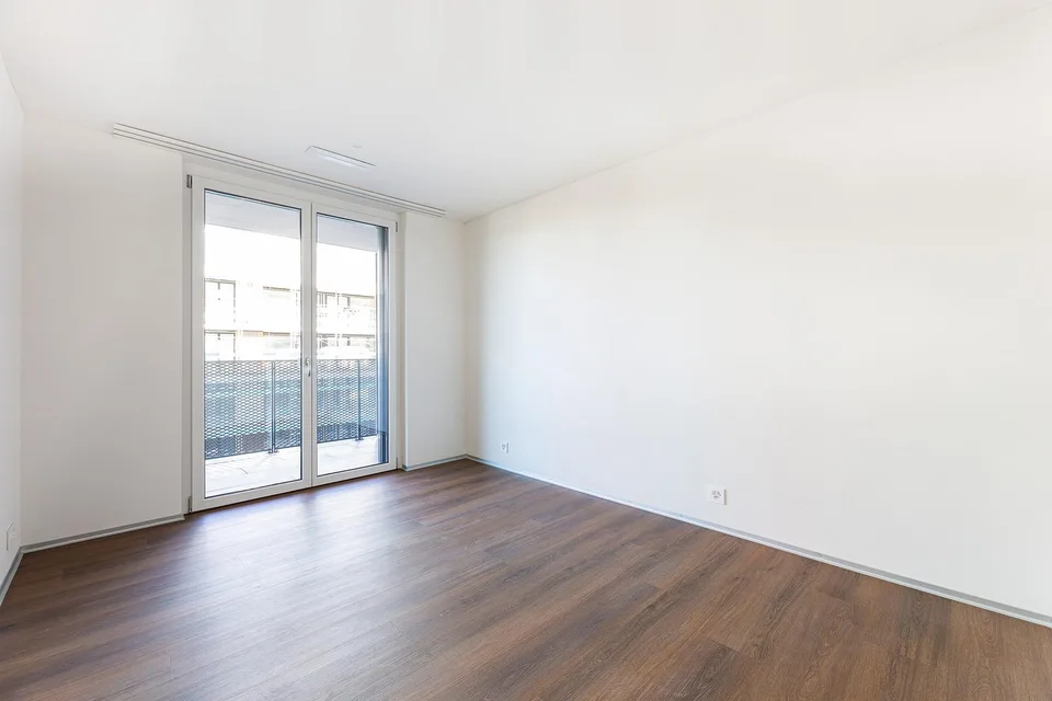 Moderne 4.5-Zimmer-Wohnung mit grossem Balkon und schöner Aussicht