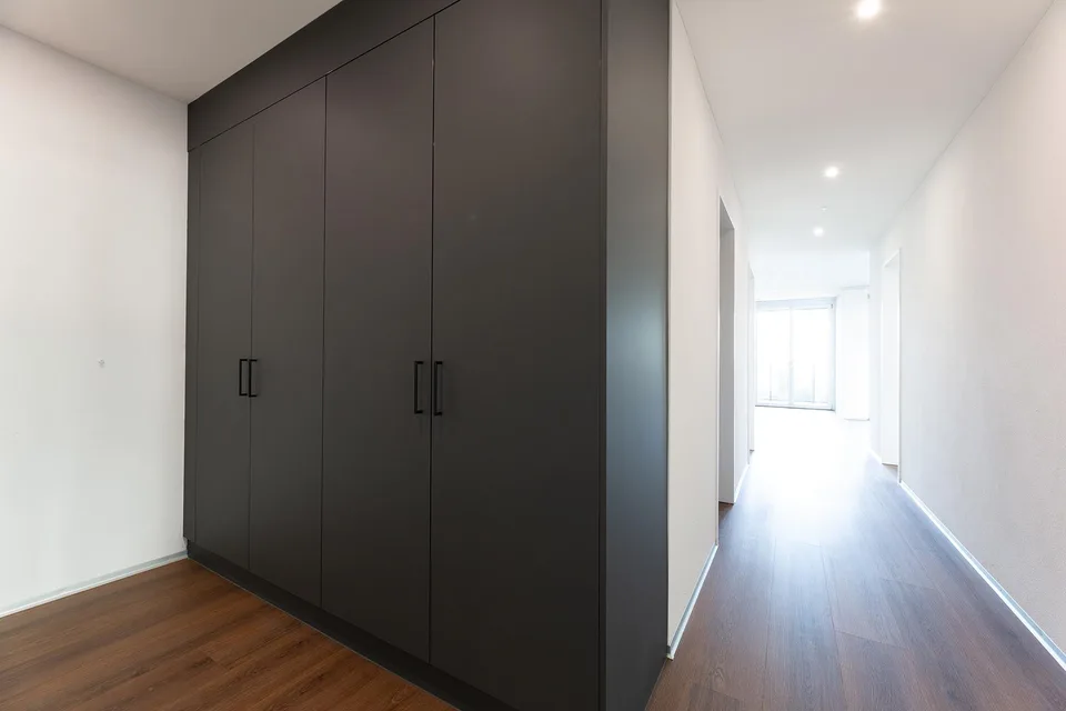 Moderne 4.5-Zimmer-Wohnung mit grossem Balkon und schöner Aussicht